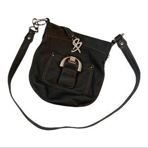 B. Makowsky Westbourne Crossbody Saddle Bag Purse Pebbled Black Leather